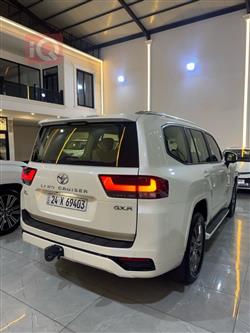 تويوتا لاندكروزر